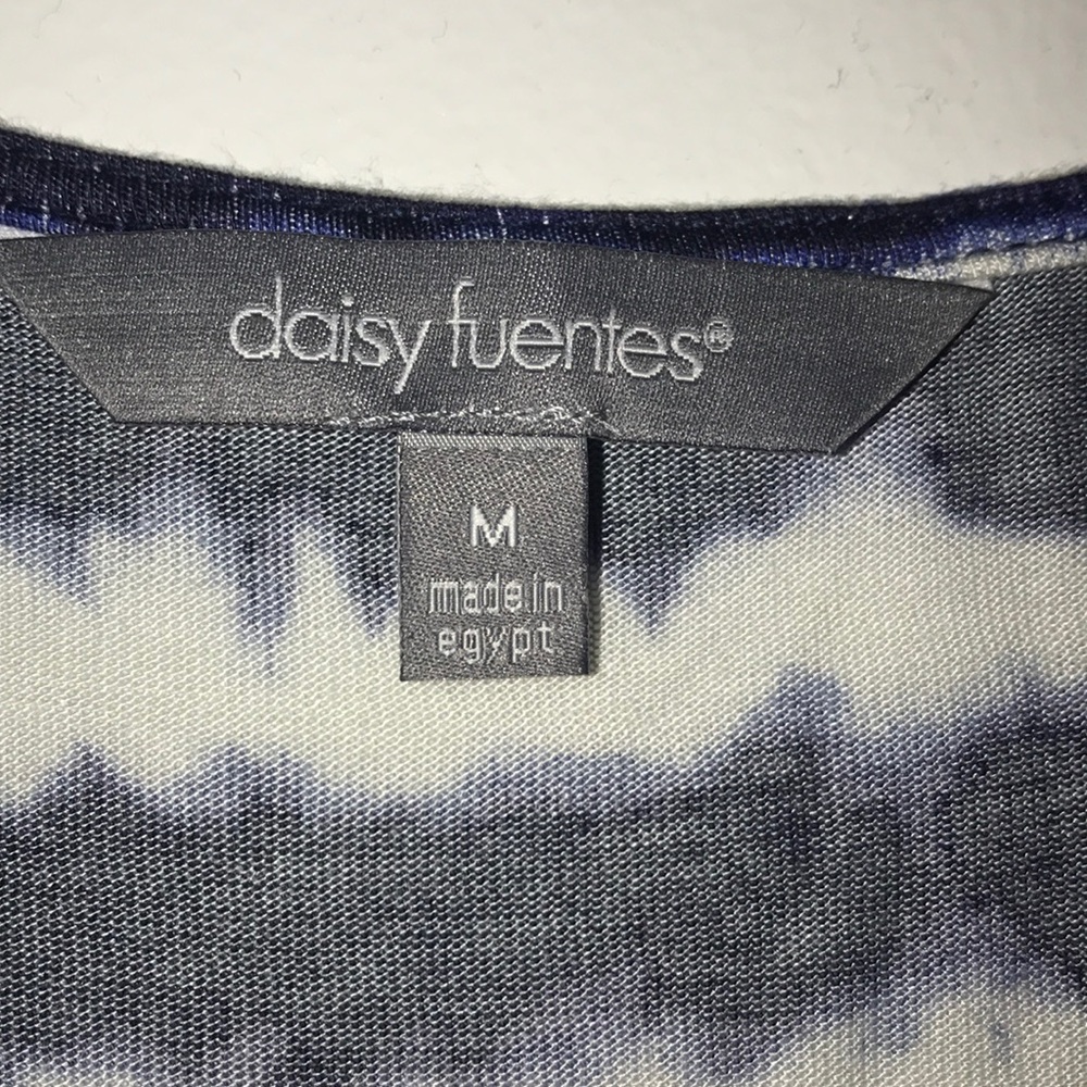 Navy blue and white striped top by Daisy Fuentes - Picture 2 of 2